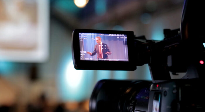 Liveübertragung mit hauseigener Technik