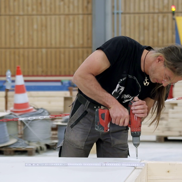 Schwörerhaus – Flying Space Produktionsprozess Fertighaus